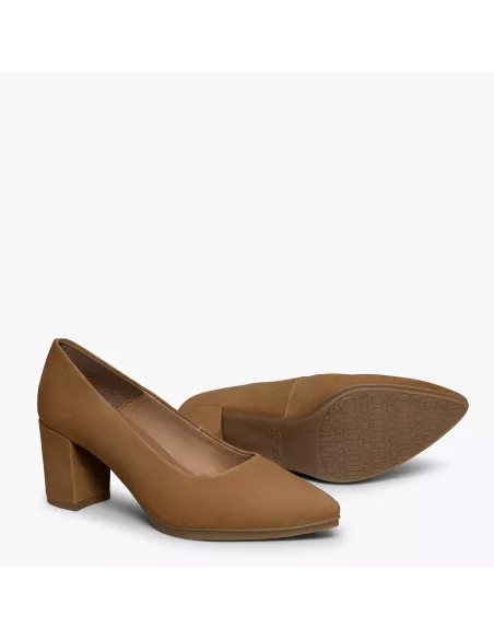 Zapatos URBAN de tacón medio camel