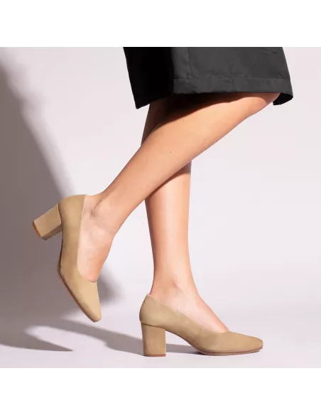 Zapatos URBAN de tacón medio beige
