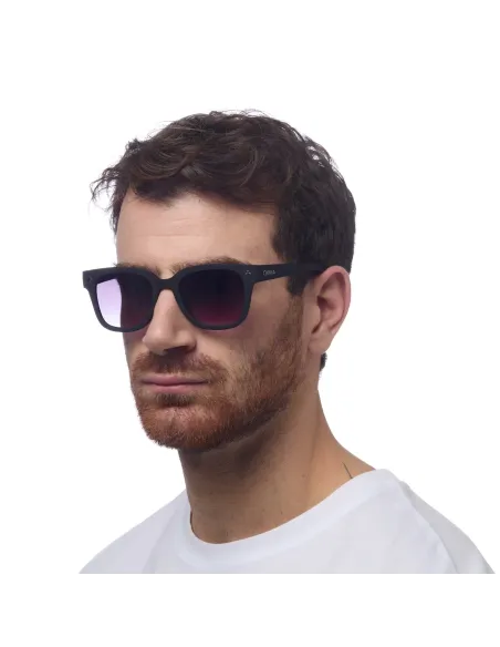 Gafas de Sol Okkia Giovanni Negro y Gris | Montura Cuadrada Soft Touch UV 400 | Maldita