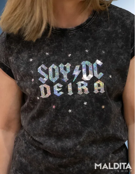 Camiseta Soy DC Deira Party Edition | Edición limitada con strass y diseño holográfico