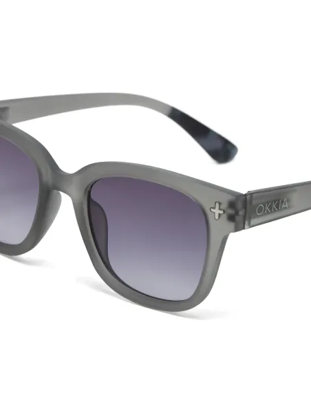 Gafas de Sol Okkia Giovanni Gris | Montura Cuadrada Soft Touch UV 400 | Maldita