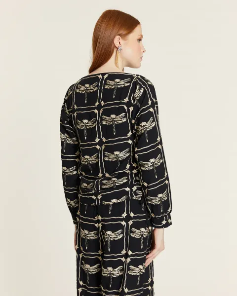 Blusa negra bordado libélulas elegante · PepaLoves