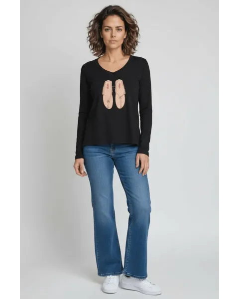 Camiseta LolitaS&L Negra Bordado Sandalias · Maldita Shop