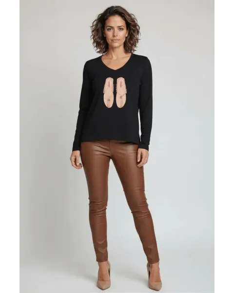 Camiseta LolitaS&L Negra Bordado Sandalias · Maldita Shop