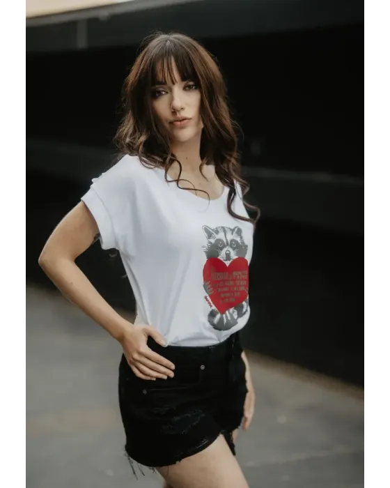 Camiseta Mapache Corazón · Animosa · Colección Amigas
