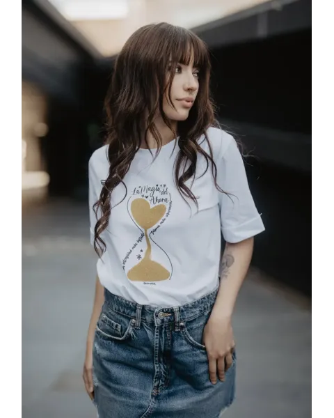 Camiseta La Magia del Ahora · Animosa · Colección Amigas