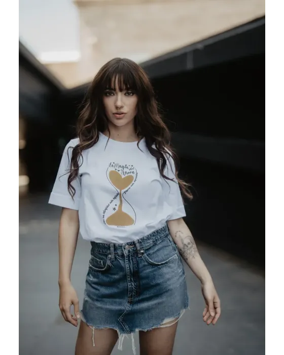 Camiseta La Magia del Ahora · Animosa · Colección Amigas
