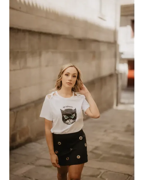 Camiseta Gata Intuición · Animosa · Colección Amigas
