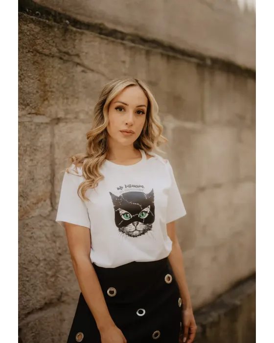 Camiseta Gata Intuición · Animosa · Colección Amigas