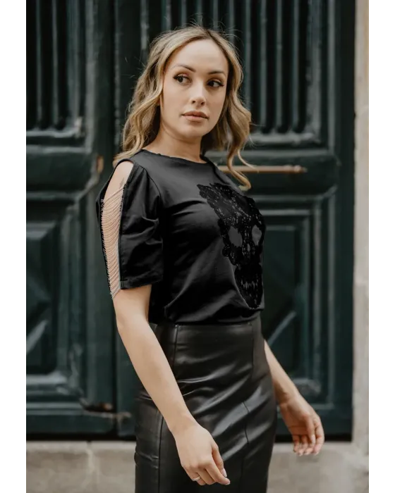 Camiseta Negra Calavera Encaje · Animosa · Colección Amigas