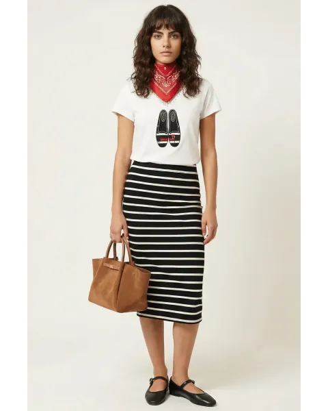 Camiseta Blanca Bailarinas Lolitas&L | Bordado Artesanal | Maldita Shop