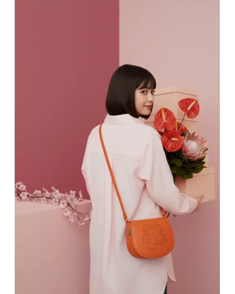 Bandolera Ovalada Agatha Ruiz de la Prada | Bolso Tapa | Maldita Shop