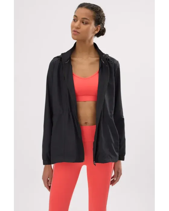 Chaqueta Cortavientos Negra Capucha | Ysabel Mora Sport
