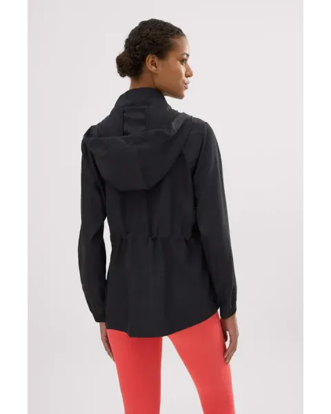 Chaqueta Cortavientos Negra Capucha | Ysabel Mora Sport