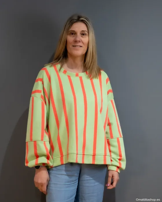 Sudadera Oversize Verde Flúor y Naranja | Esenciales de Maldita