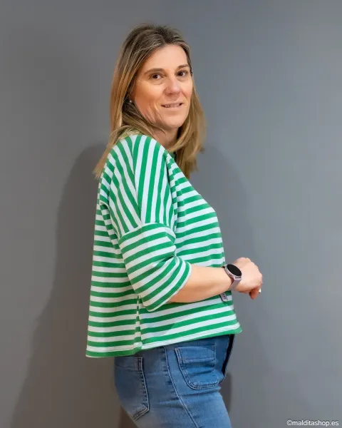 Camiseta Rayas Verde y Azul Esenciales Maldita | Talla Única