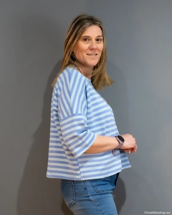 Camiseta Rayas Azul Claro y Oscuro Esenciales Maldita | Talla Única 2