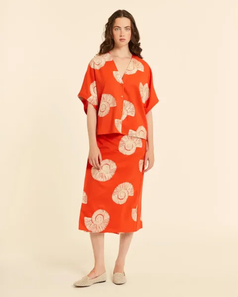 Top Kimono Pepaloves Coral | Bordado Caracolas Marinas | Maldita