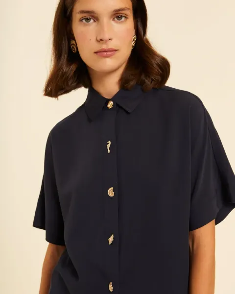 Camisa Manga Corta Pepaloves Negra | Estilo Minimalista | Maldita