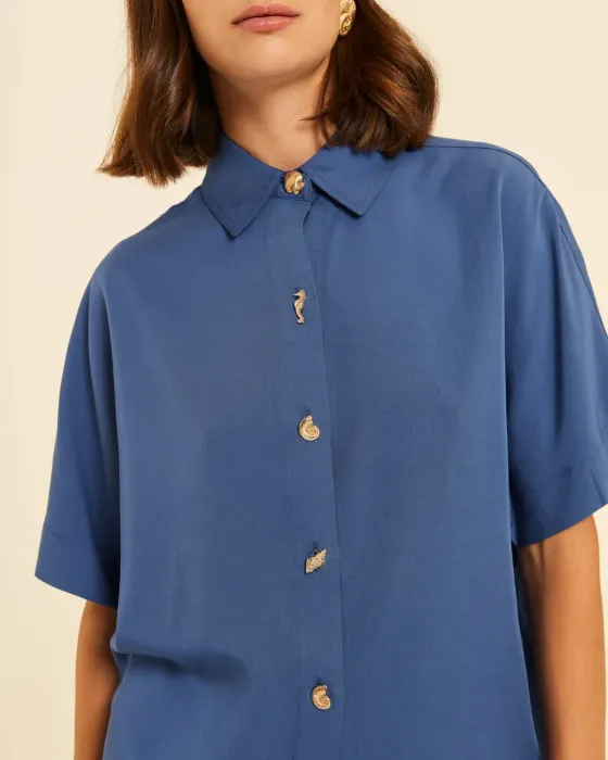 Camisa Manga Corta Pepaloves Azul | Tacto Sedoso Sostenible | Maldita