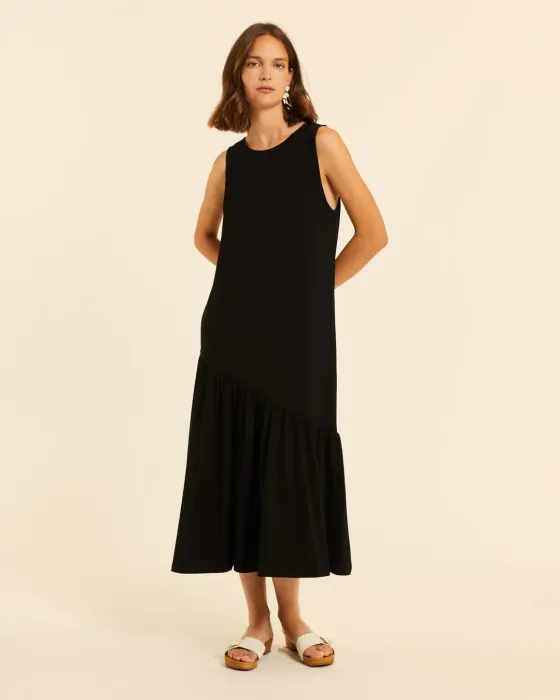 Vestido Maxi Pepaloves Negro | Volante Asimétrico | Maldita