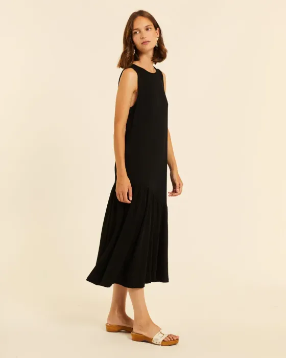 Vestido Maxi Pepaloves Negro | Volante Asimétrico | Maldita