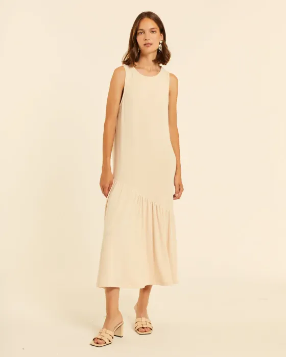 Vestido Maxi Pepaloves Crema | Volante Asimétrico | Maldita