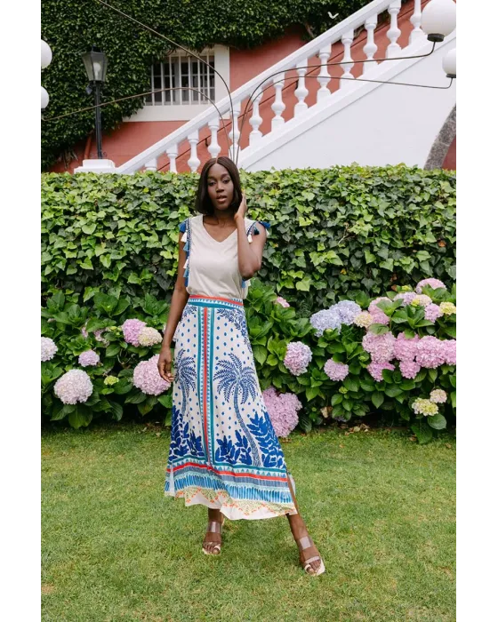 Camiseta Malalá Sapo | Estilo Boho con Borlas y Bordados | Maldita