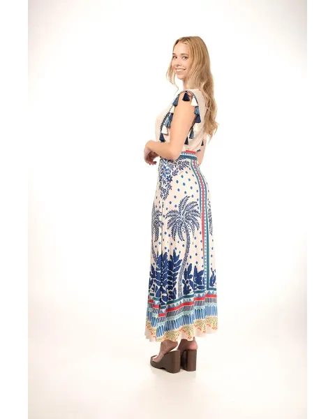 Camiseta Malalá Sapo | Estilo Boho con Borlas y Bordados | Maldita