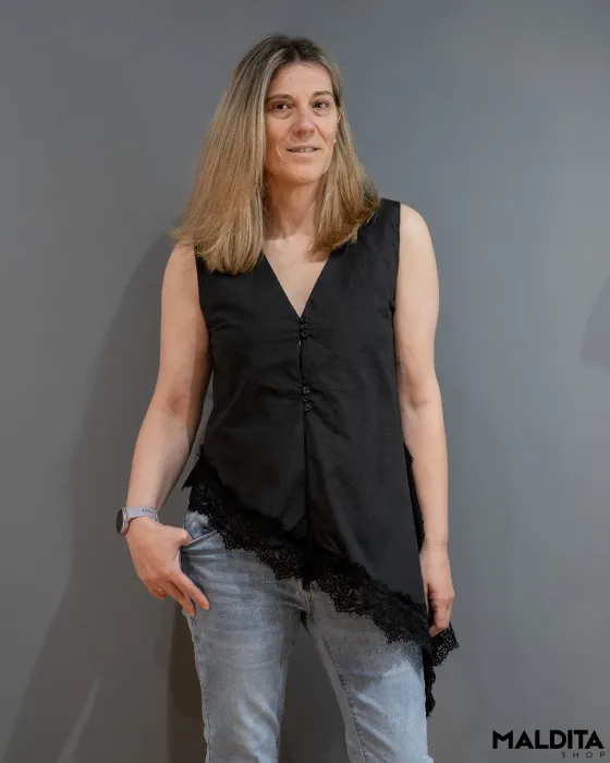 Colete Lingerie Assimétrico Preto com Renda | Maldita