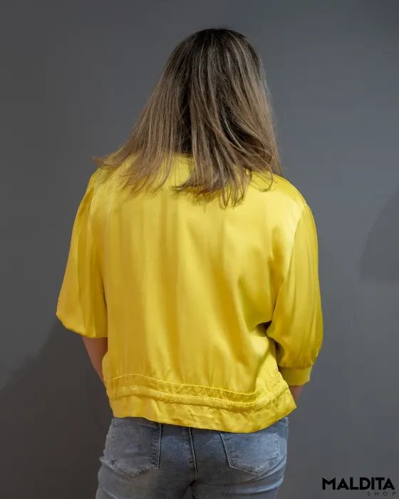 Chaqueta Bomber Satina Amarilla con Bolsillos | Maldita
