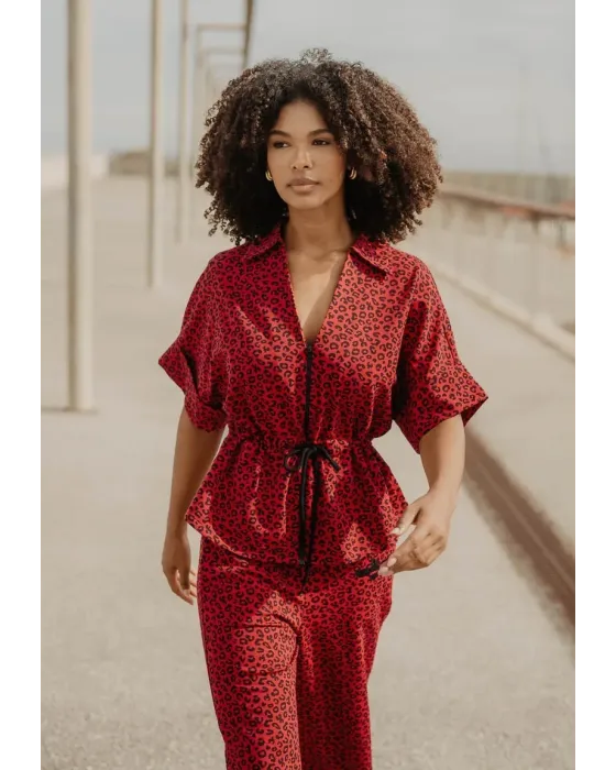 Casaco Peplum Vermelho Animal Print Amour Animosa | Maldita