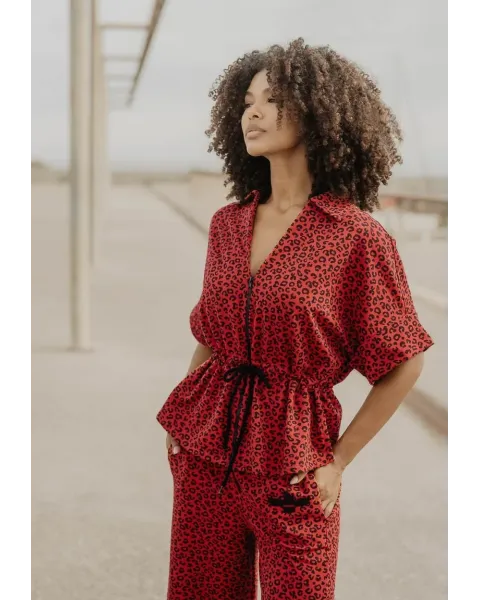 Casaco Peplum Vermelho Animal Print Amour Animosa | Maldita