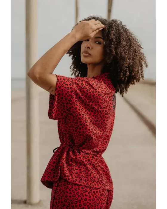 Casaco Peplum Vermelho Animal Print Amour Animosa | Maldita