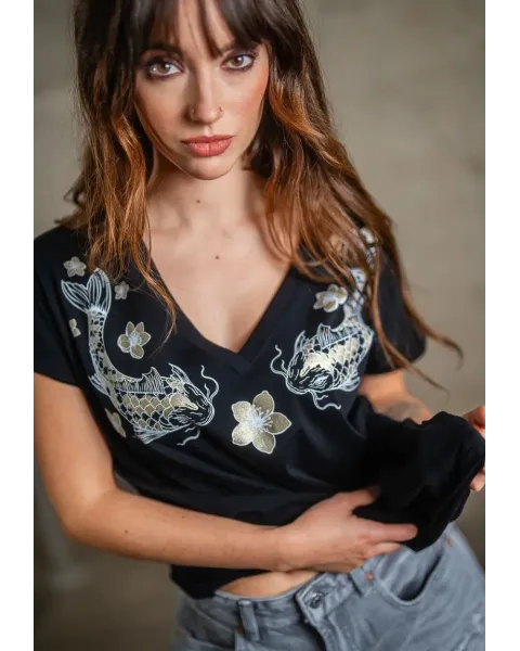 Camiseta Negra de Algodón Carpas Koi Animosa | Fit Oversize | Maldita