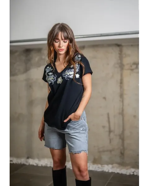 T-shirt Preta de Algodão Carpas Koi Animosa | Fit Oversize | Maldita