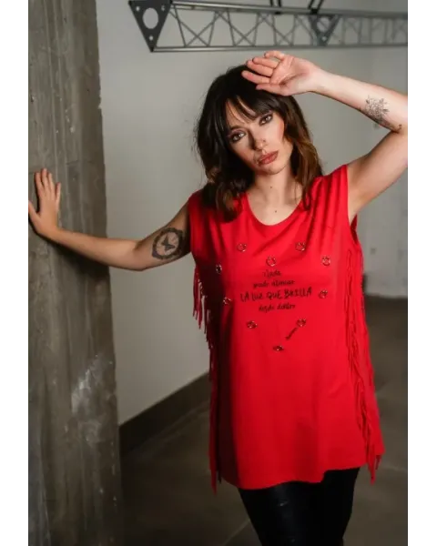 T-shirt Vermelha de Algodão com Franjas Luz Interior Animosa | Maldita