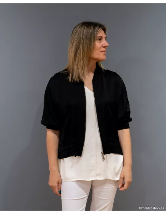 Bomber Negra bolsillos