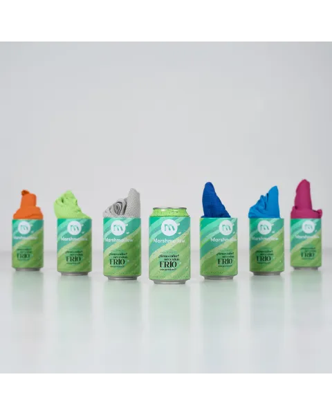 Toalla Refrigerante con Lata Cool Towel MarshMallow | Maldita