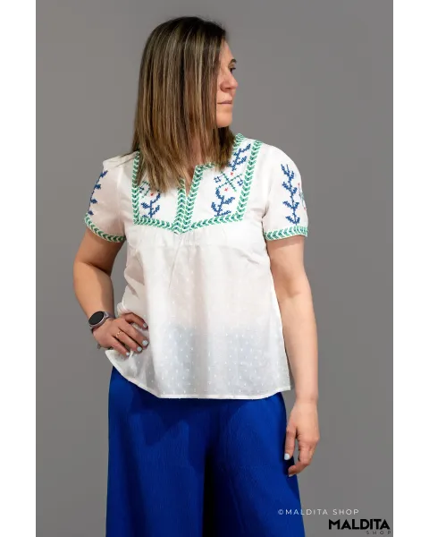 Blusa Blanca con Bordados Étnicos Folk Lohja | Maldita