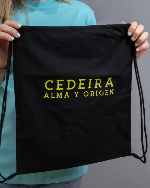 Camiseta Selo de Cedeira Coordenadas Alma y Origen | Maldita
