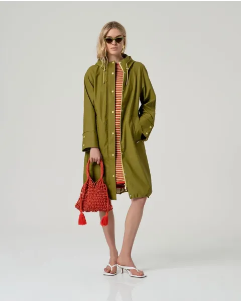 Parka Surkana con capucha oliva | abrigo