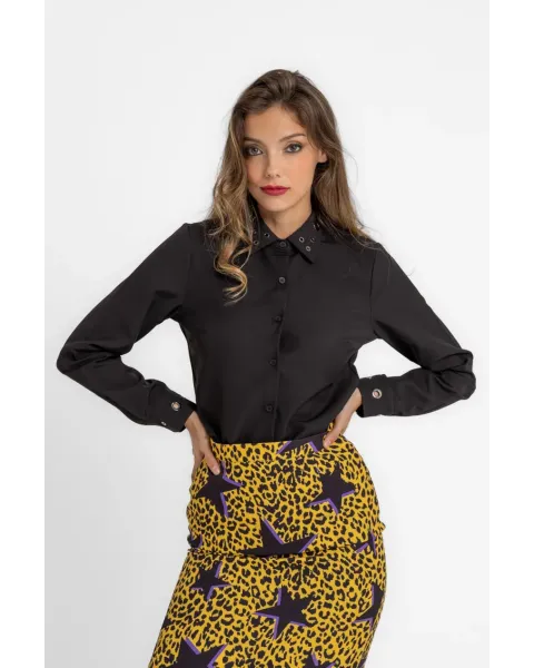 Camisa Lolina ilhós BRILLANDO | Camisa preta