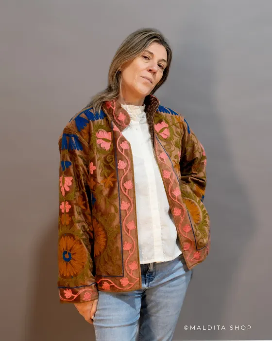 Chaqueta Suzani Terciopelo Bordada | Esenciales