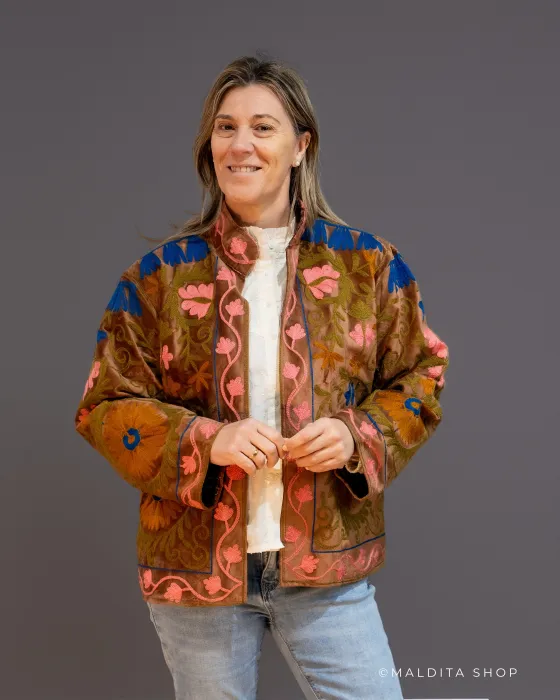 Chaqueta Suzani Terciopelo Bordada | Esenciales