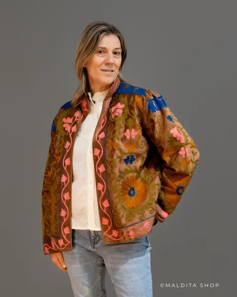 Chaqueta Suzani Terciopelo Bordada | Esenciales