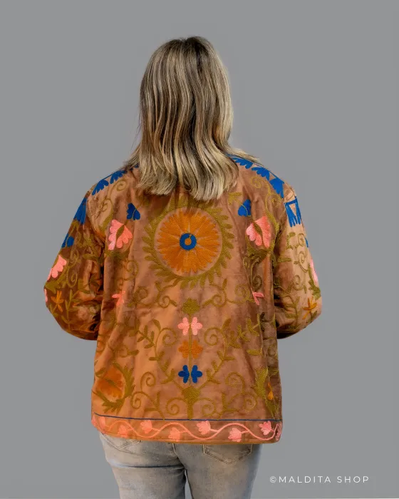 Chaqueta Suzani Terciopelo Bordada | Esenciales