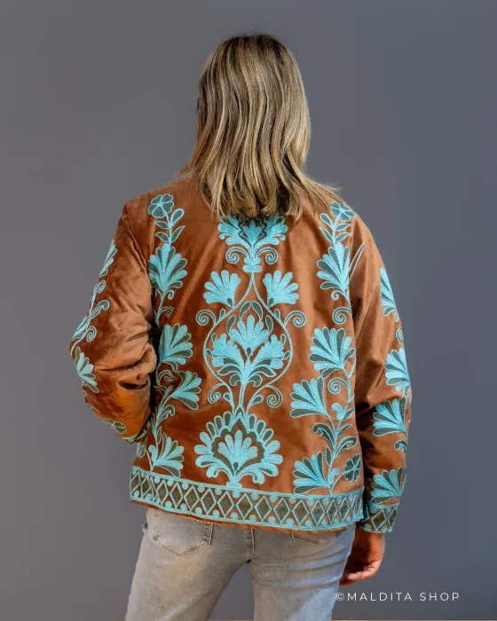 Chaqueta Suzani Bordada Marrón Turquesa | Esenciales 2